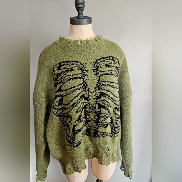🎁💲EUC Rib Cage/Skelton Distressed Sweater - Sage XL - Picture 4 of 8